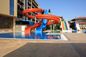 ODM commerciële waterpark apparatuur zwembad glasvezel glijbaan te koop