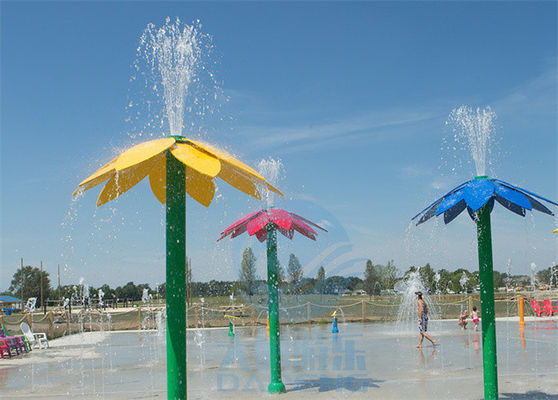 Van de de Bloemstijl van Aqua Park Water Splash Pad de Kleurrijke Fontein van het het Waterpark 3.0m Hoogte