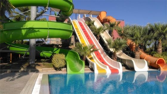 Goede prijs. 10 mm dikte glasvezel waterpark glijbaan voor kinderen spelen online