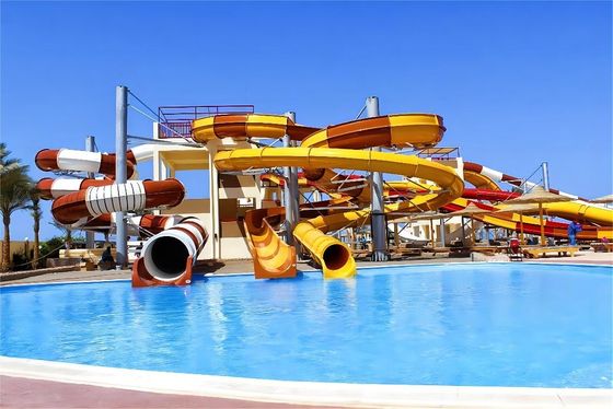 Goede prijs. 10mm glasvezel waterpark glijbaan waterspelapparatuur Kinderspeeltoestellen online