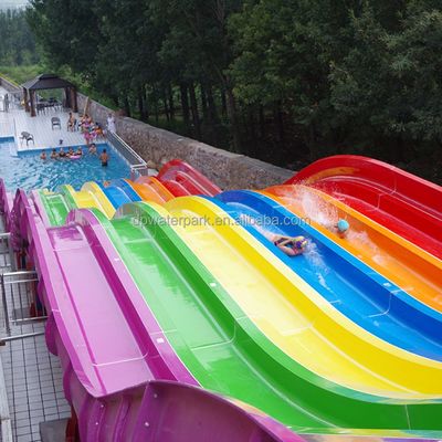 Goede prijs. Commercial Large Rainbow Water Park Slide with 6-10mm Thickness Fiberglass and Service Life Over 10 Years online