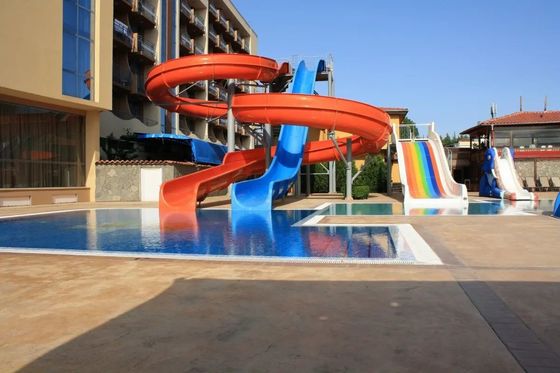 OEM Outdoor Multi Fiberglass Slide Set voor water pretpark speeltuin