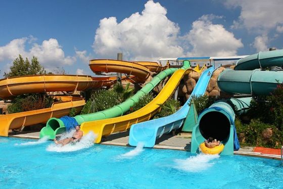 Goede prijs. OEM Outdoor commercieel waterpark zwembad apparatuur glasvezelslide online