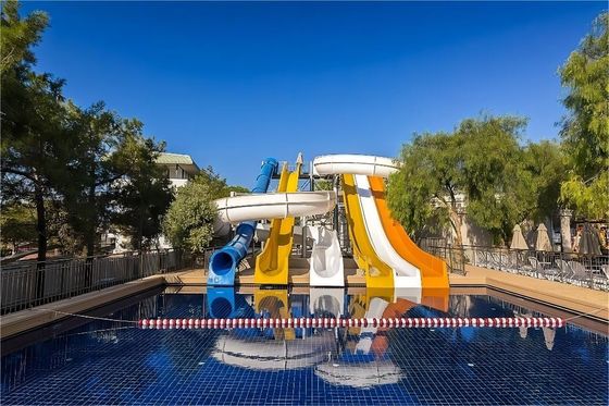 Goede prijs. ODM Outdoor Games Play Theme Park Glasvezel waterglijbaan voor kinderen online