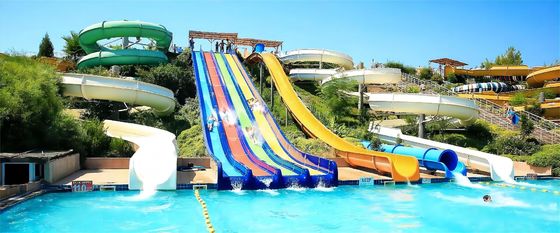 ODM Outdoor commercieel speeltuin zwembad glasvezel waterglijbaan voor volwassenen