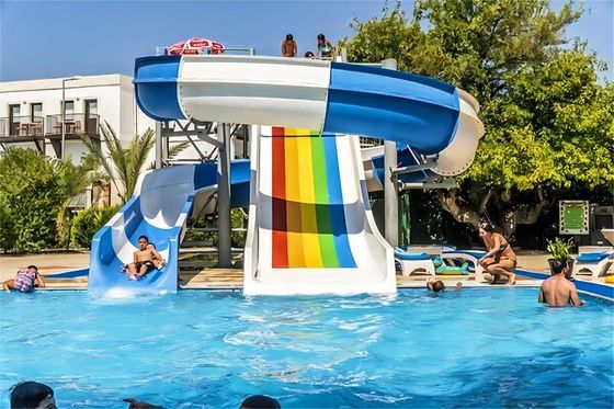ODM Water Aqua Park Faciliteiten Commercieel zwembad Kinders water spel glijbanen