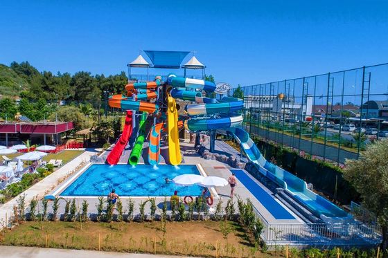 Goede prijs. Outdoor commercieel waterpark zwembad spelletjes water glasvezel glijbaan voor kinderen online