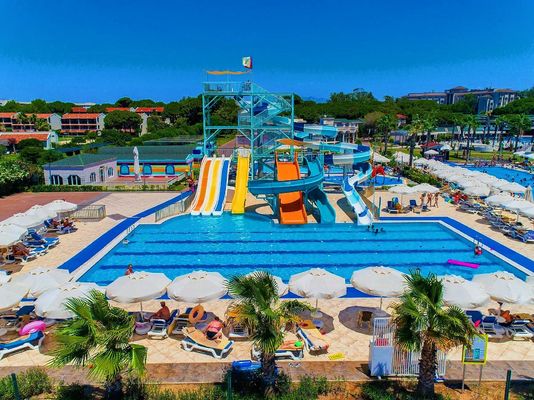 Goede prijs. OEM Guangzhou Water amusement park Aqua Park benodigdheden Games Ride Spiral glijbaan Voor zwembad online