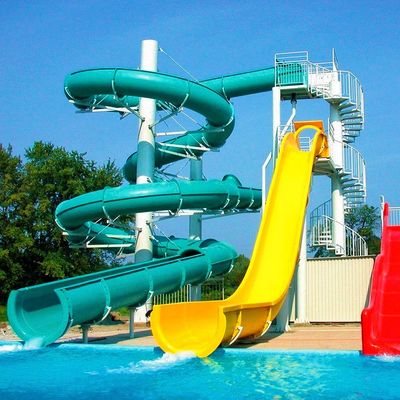 Buitenpark Kinderspellen Privaat zwembad Waterglijbaan Spelrit Vermaak Volwassenen