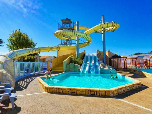 Outdoor Children Game Park Zwembad Glasvezel Waterglijbaan Voor Kinderen