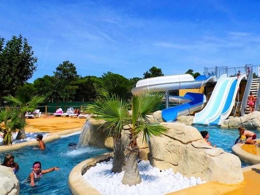 Goede prijs. ODM Outdoor water speeltuin zwembad apparatuur glasvezel glijbaan voor kinderen online