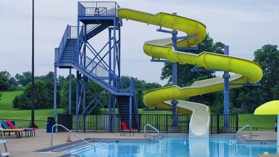 Vermaakpark Kinderspeelgoed Kleine speeltuin Waterglijbaan