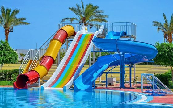 Goede prijs. Waterpark Aqua Play Professionele glazen glijbaan online