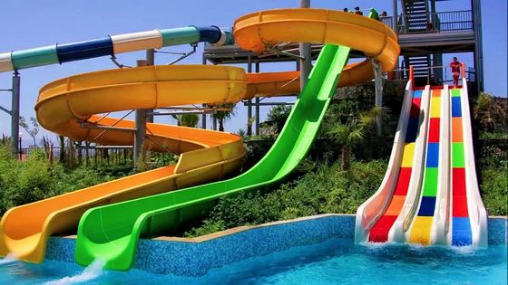Outdoor Commercieel zwembad Design Vermaakwaterglijbaan Set