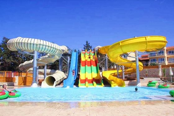 Waterpark Zwembad Vermaak Glasvezel Waterglijbanen
