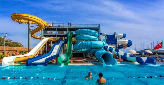 Hoogte 5-12 meter waterpark glijbaan zwembad set op maat