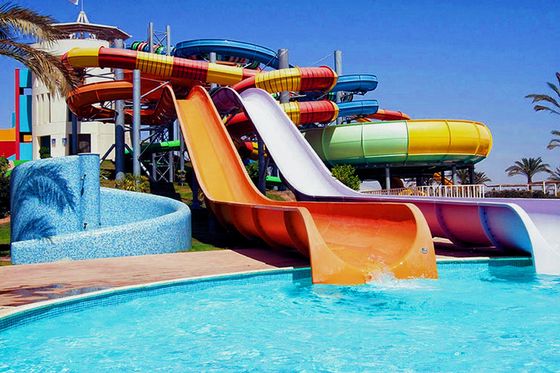 Goede prijs. Buitenwaterpark Volwassenen Kinderen Spelen Sportapparatuur Spiraalglijbaan van glasvezel Voor kinderen online