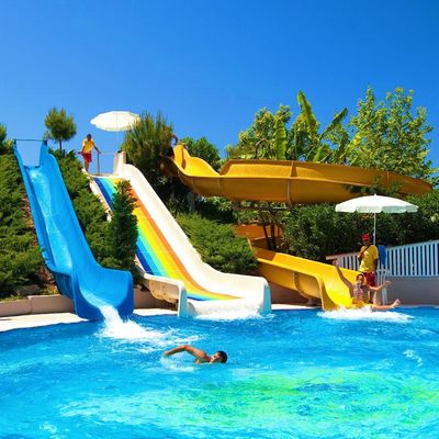 Goede prijs. Commercieel waterpark zwembad apparatuur ontwerp water glasvezel glijbaan online