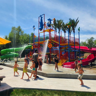 Alle leeftijden commerciële waterslides voor campings Hotels Resorts & Villas voor waterhuizen veelzijdig voor verschillende locaties Plezier elke leeftijdsgroep