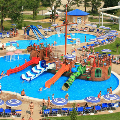Goede prijs. Populair Kinderen Aqua Park Water speeltuin Piraterij zwembad glijbanen Met Splash Pads online