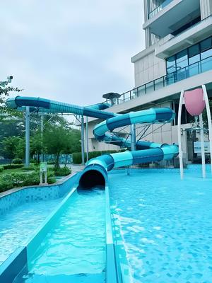 Goede prijs. Waterglijbaan van glasvezel Glijbaan van glasvezel waterpark glijbaan Gebruik voor zwembad buitenspeletjes online