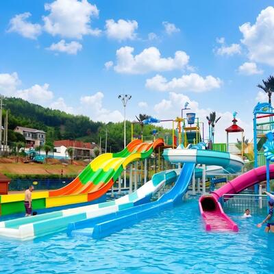 kwaliteit Gepaste hoogte waterglijbaan voor zwembad glasvezel combinatie set waterpark gebruik Fabriek