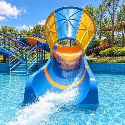 kwaliteit Commerciële Tornado Waterglijbaan Glasvezel Waterpark Apparatuur Met ROHS Fabriek